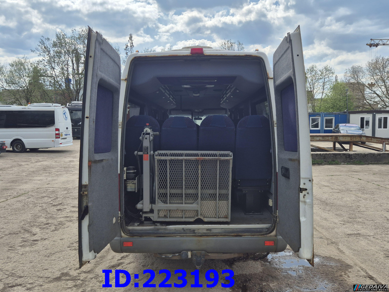 MERCEDES-BENZ Sprinter 416 VIP AC 17-seater - Autobus urban: foto 5 MERCEDES-BENZ Sprinter 416 VIP AC 17-seater - Autobus urban: foto 5