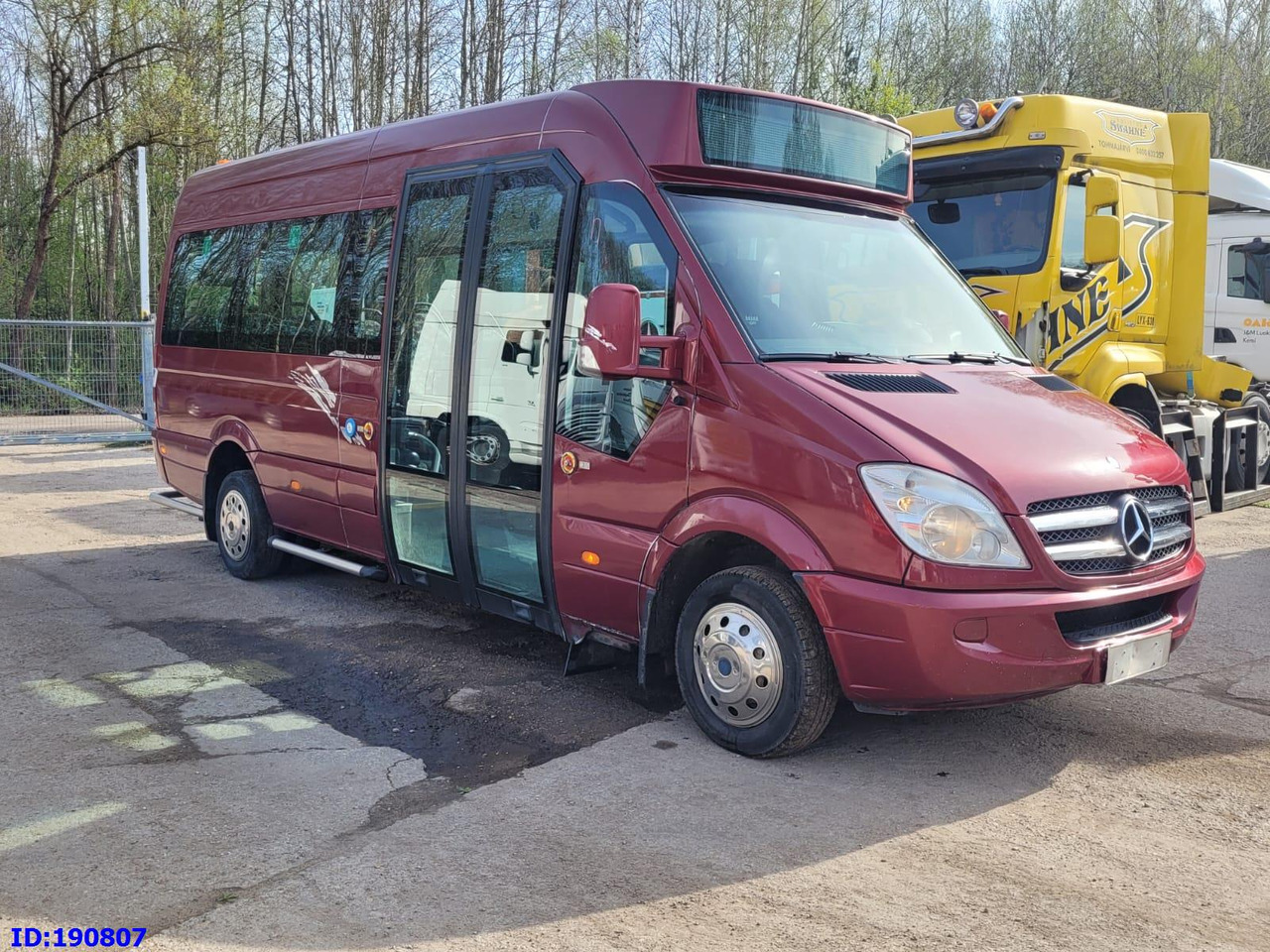 MERCEDES-BENZ Sprinter 516 City35 Euro5 22 Place - Autobus qyteti: foto 1 MERCEDES-BENZ Sprinter 516 City35 Euro5 22 Place - Autobus qyteti: foto 1