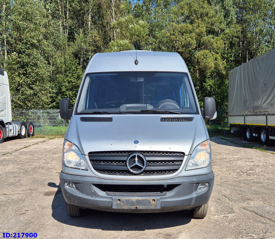 MERCEDES-BENZ Sprinter 516 - VIP - 17 places - Autobus urban: foto 2 MERCEDES-BENZ Sprinter 516 - VIP - 17 places - Autobus urban: foto 2