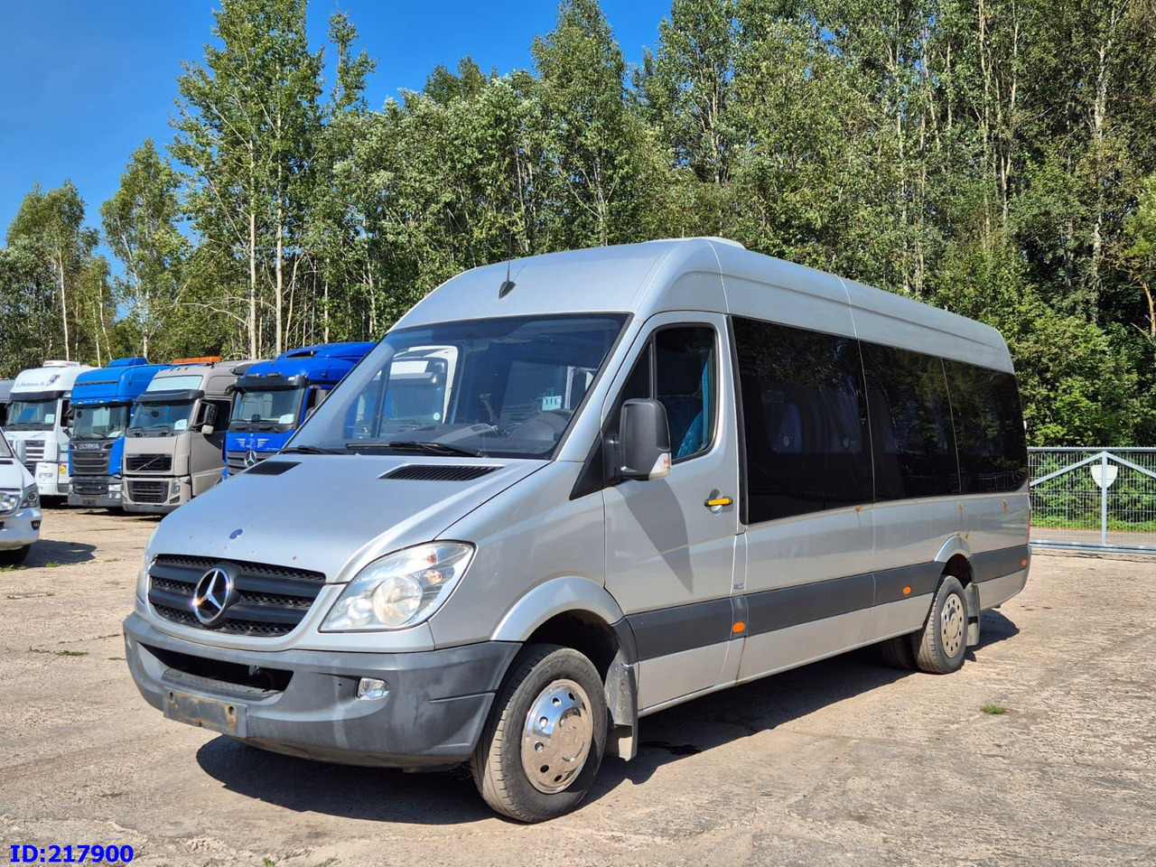 MERCEDES-BENZ Sprinter 516 - VIP - 17 places - Autobus urban: foto 1 MERCEDES-BENZ Sprinter 516 - VIP - 17 places - Autobus urban: foto 1