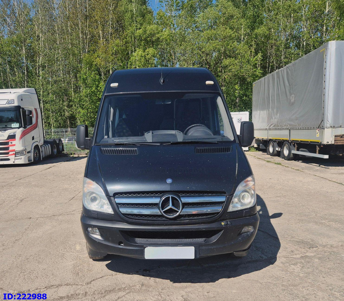 MERCEDES-BENZ Sprinter 519 VIP - 17 Seater - Autobus urban: foto 2 MERCEDES-BENZ Sprinter 519 VIP - 17 Seater - Autobus urban: foto 2