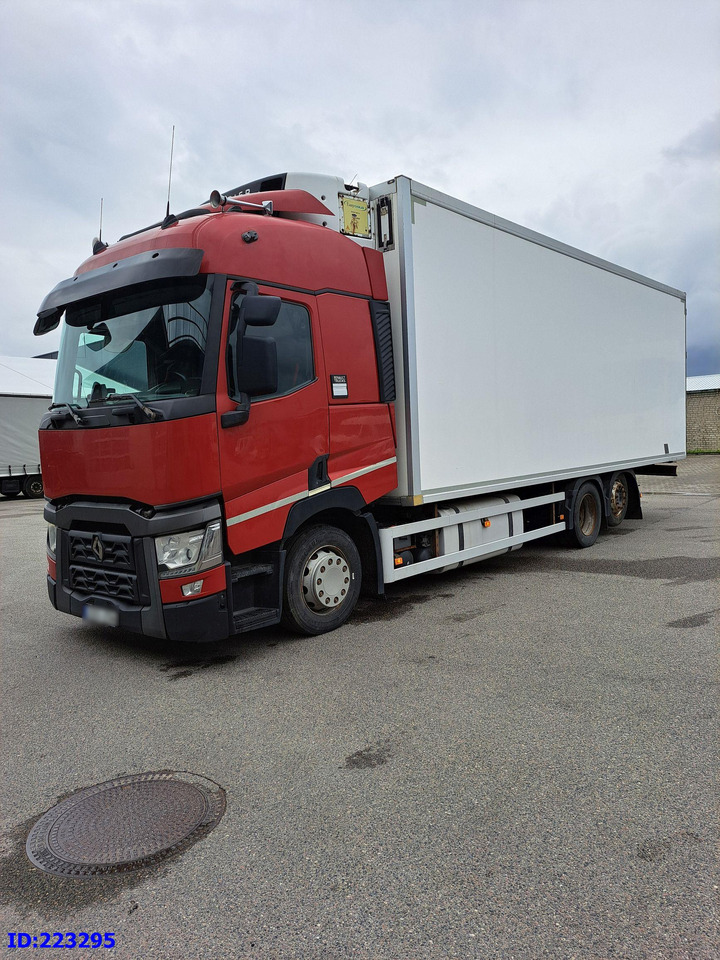 RENAULT T 6x2 Euro 6 Refrigerated + Carrier Supra - Kamion frigorifer: foto 1 RENAULT T 6x2 Euro 6 Refrigerated + Carrier Supra - Kamion frigorifer: foto 1