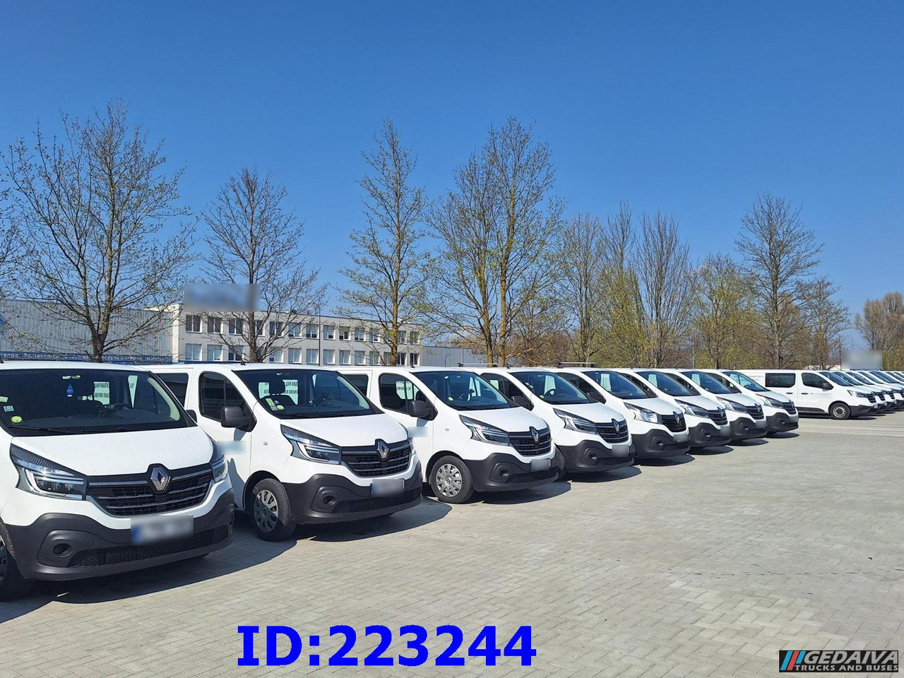 RENAULT Trafic (6pcs. available) - Kamioncine dopio kabinë: foto 1 RENAULT Trafic (6pcs. available) - Kamioncine dopio kabinë: foto 1