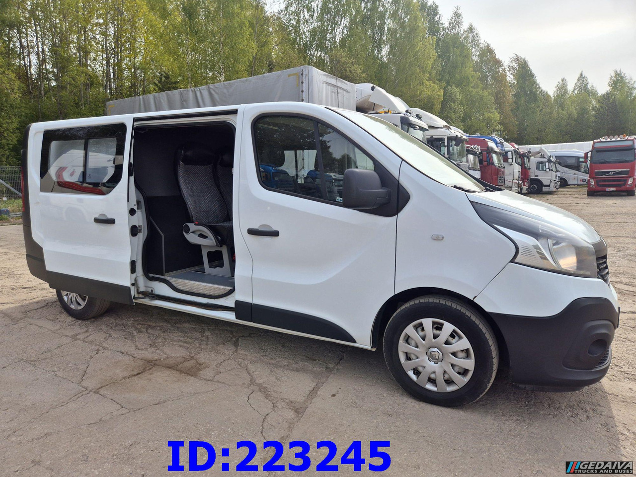 RENAULT Trafic Euro6 - Kamioncine dopio kabinë: foto 5 RENAULT Trafic Euro6 - Kamioncine dopio kabinë: foto 5