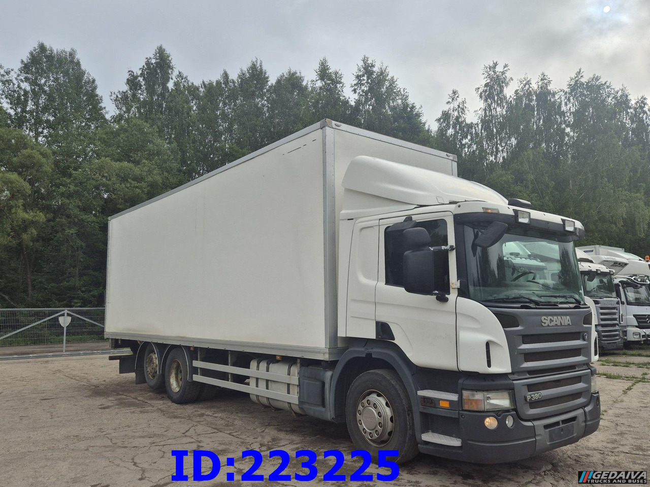 SCANIA P380 6x2 Open side box - Kamion vagonetë: foto 4 SCANIA P380 6x2 Open side box - Kamion vagonetë: foto 4