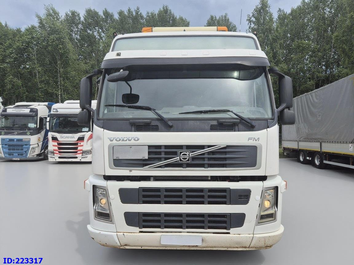 VOLVO FM13 480HP 8x4 (Big axle) - Kamion vetëshkarkues: foto 2 VOLVO FM13 480HP 8x4 (Big axle) - Kamion vetëshkarkues: foto 2