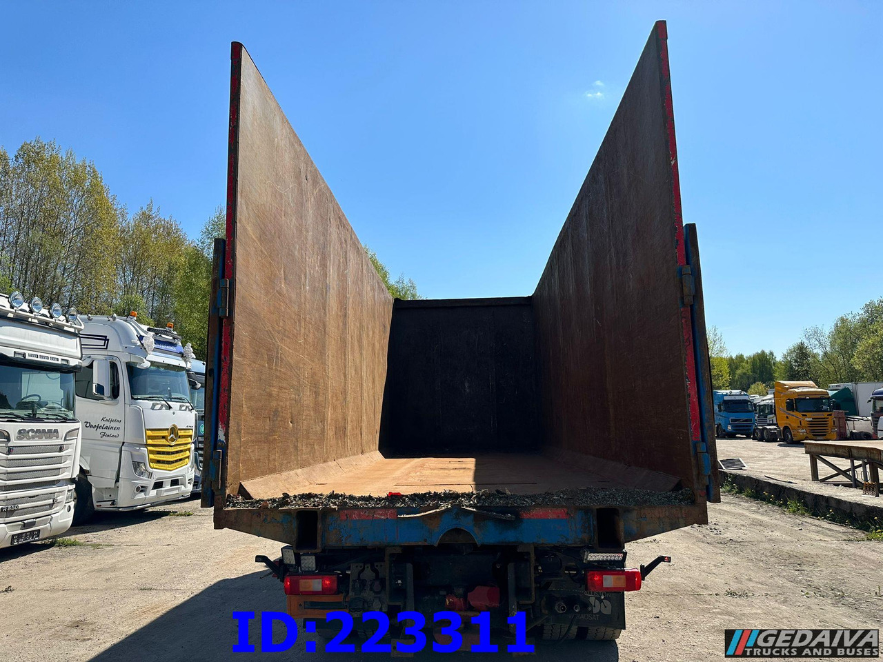 Dumper - Karroceri e kamionit vetëshkarkues: foto 4 Dumper - Karroceri e kamionit vetëshkarkues: foto 4