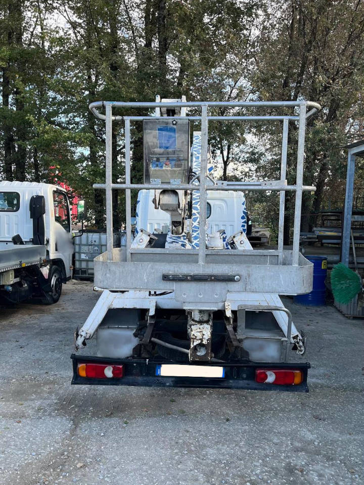 CTE Z 19 - Platformë ajrore e montuar në kamion: foto 3 CTE Z 19 - Platformë ajrore e montuar në kamion: foto 3