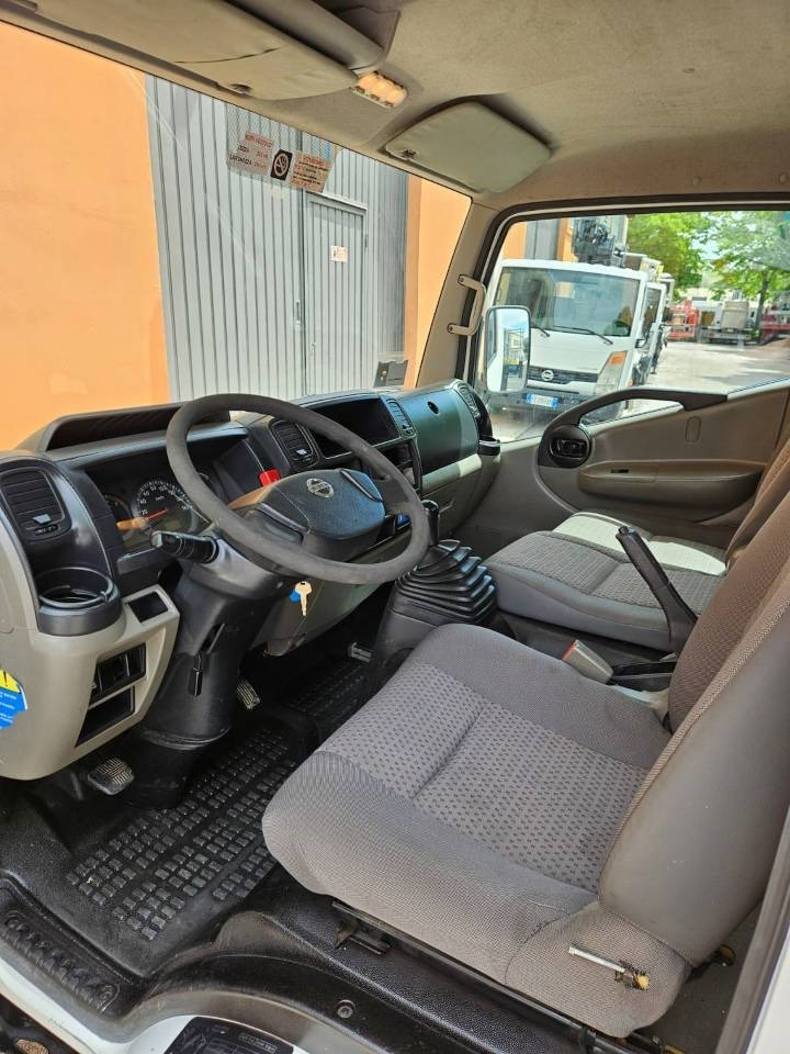 CTE ZED 20 CH - Platformë ajrore e montuar në kamion: foto 5 CTE ZED 20 CH - Platformë ajrore e montuar në kamion: foto 5