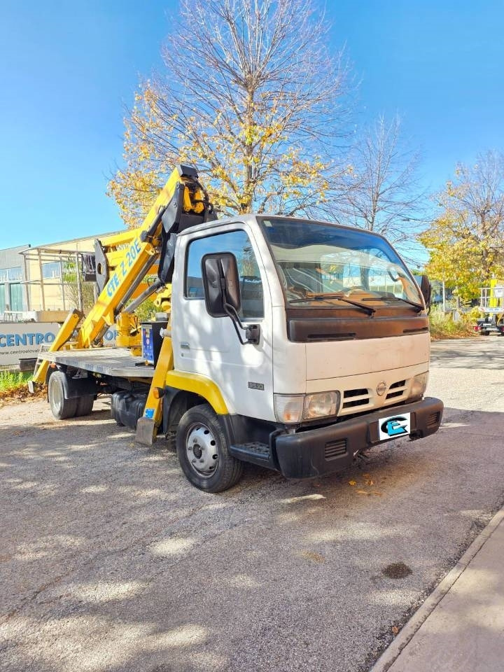 CTE ZED 20 - Platformë ajrore e montuar në kamion: foto 2 CTE ZED 20 - Platformë ajrore e montuar në kamion: foto 2