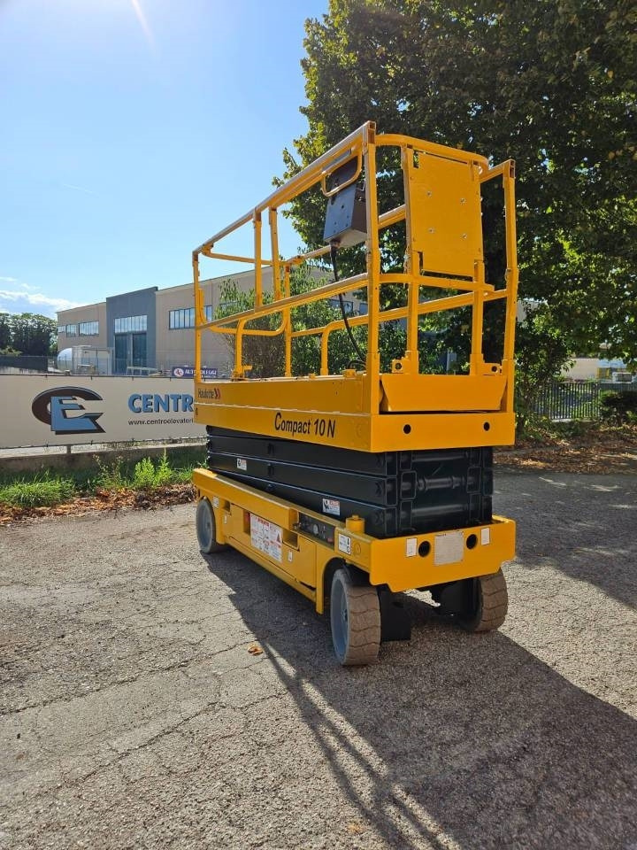 Ngritës gërshërë Haulotte Compact 10 N: foto 18 Ngritës gërshërë Haulotte Compact 10 N: foto 18