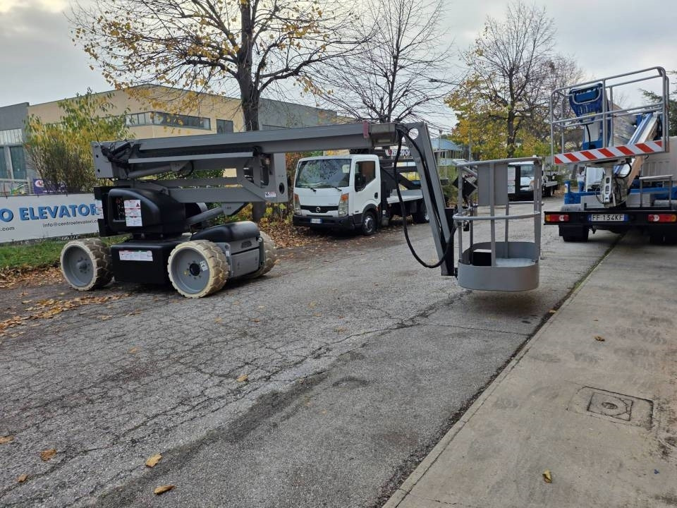 Niftylift HR 15 HDE - Krah me çernjerë: foto 5 Niftylift HR 15 HDE - Krah me çernjerë: foto 5