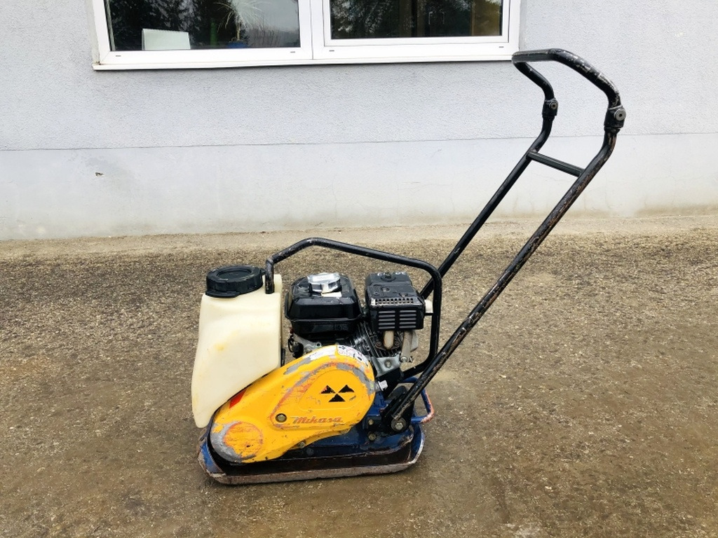 Diverses MIKASA MVCF60HVAS (3931) - Pllakë vibratori: foto 4 Diverses MIKASA MVCF60HVAS (3931) - Pllakë vibratori: foto 4