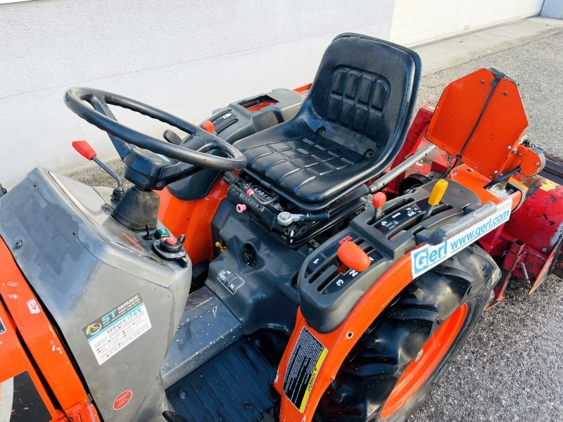 Kubota B1610D (3552) - Fadromë me shkarkim nga prapa: foto 5 Kubota B1610D (3552) - Fadromë me shkarkim nga prapa: foto 5