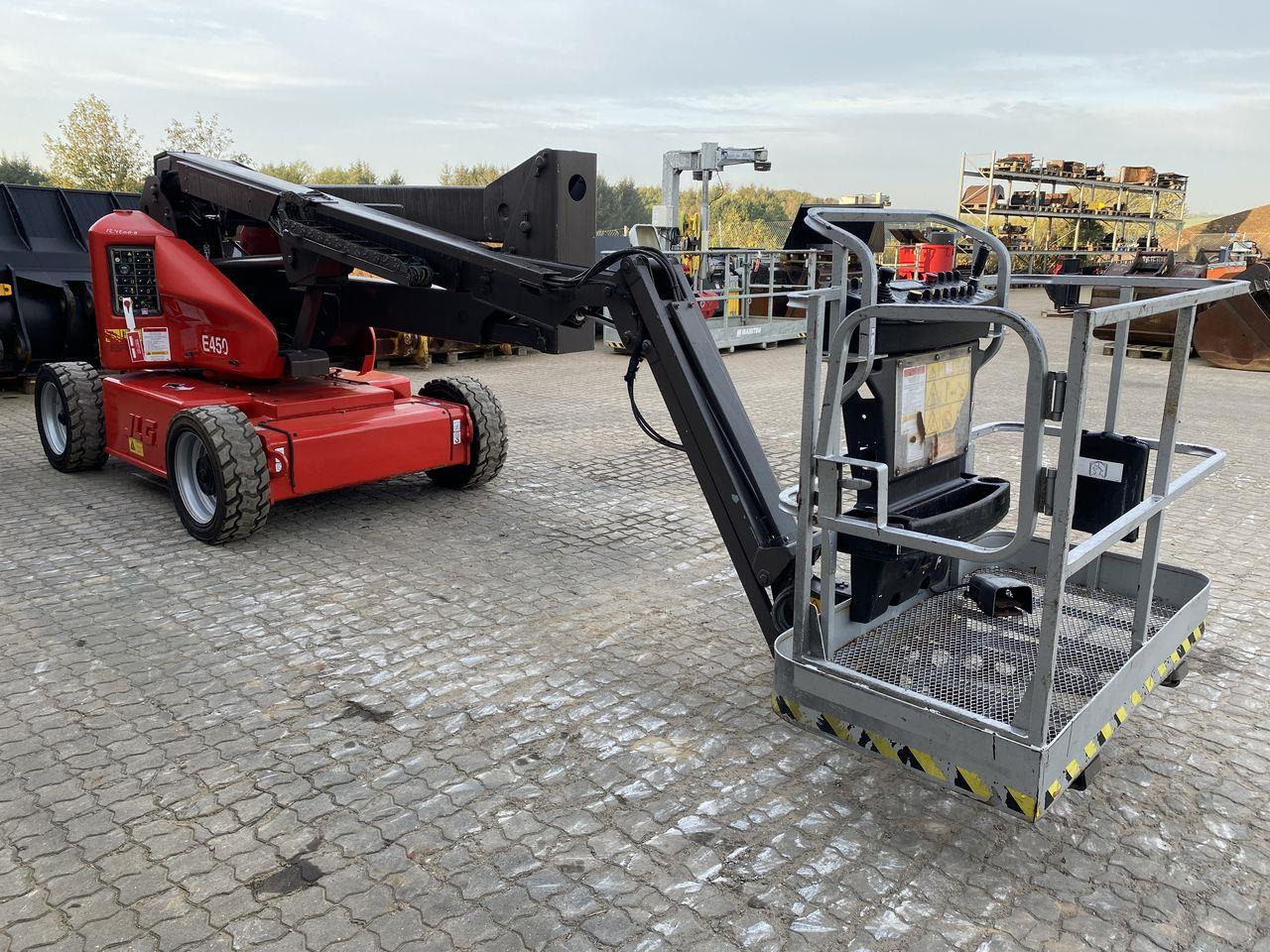 JLG E450AJ - Krah me çernjerë: foto 5 JLG E450AJ - Krah me çernjerë: foto 5