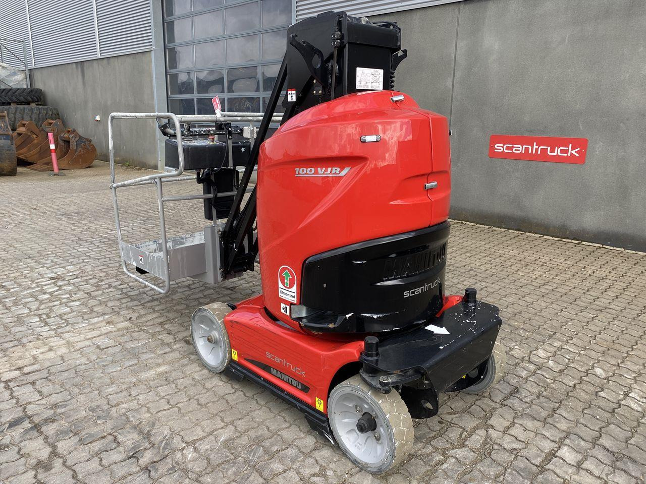 Manitou 100VJR - Ngritës me direk vertikal: foto 2 Manitou 100VJR - Ngritës me direk vertikal: foto 2