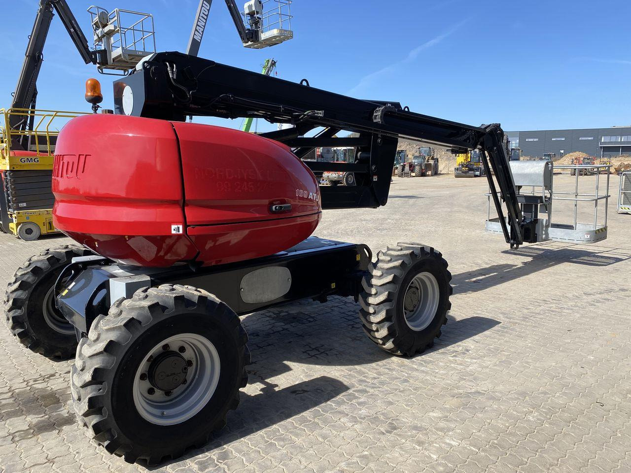 Manitou 180ATJ 2 RC - Krah me çernjerë: foto 4 Manitou 180ATJ 2 RC - Krah me çernjerë: foto 4