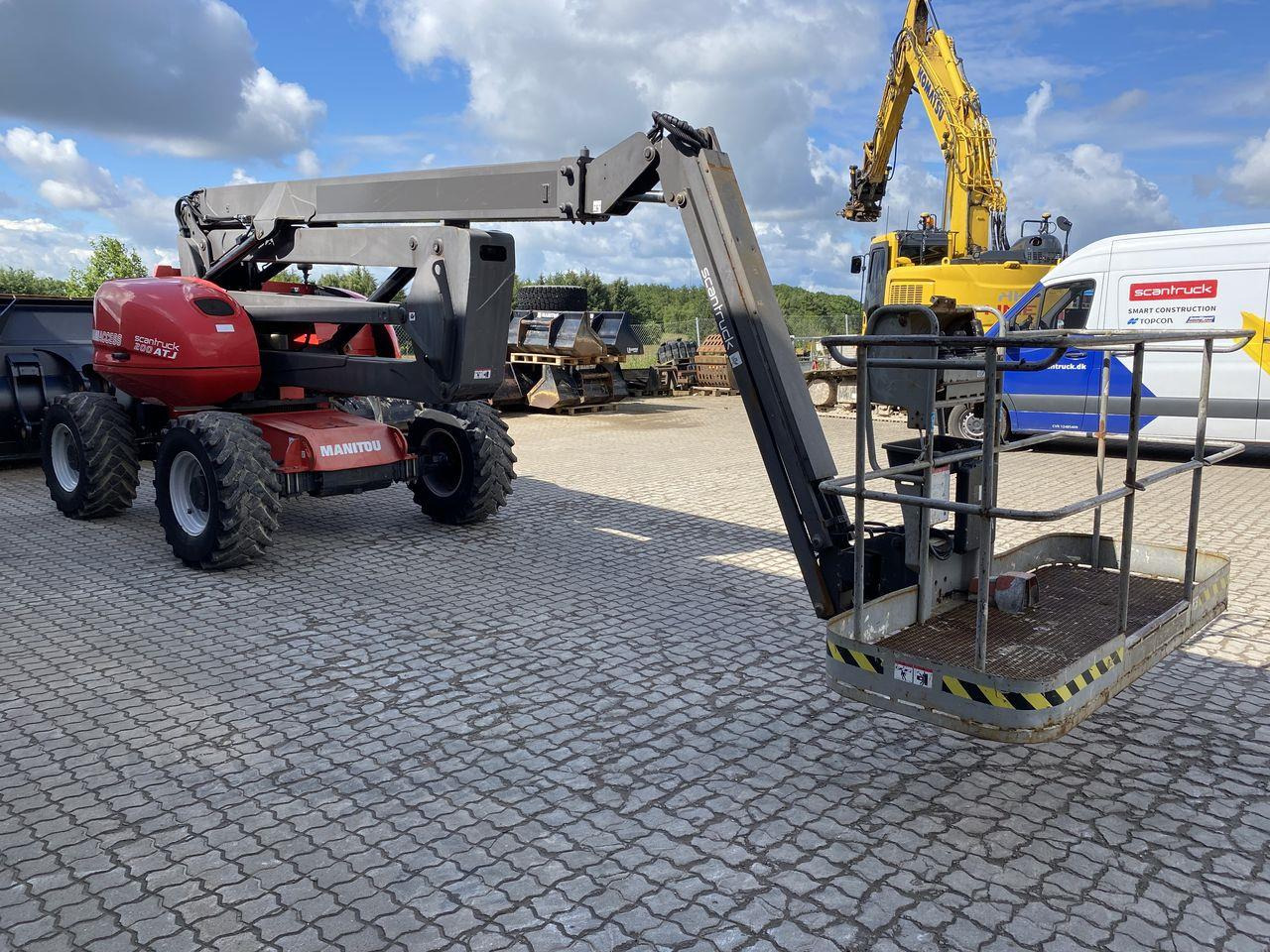 Manitou 200ATJ RC - Krah me çernjerë: foto 5 Manitou 200ATJ RC - Krah me çernjerë: foto 5