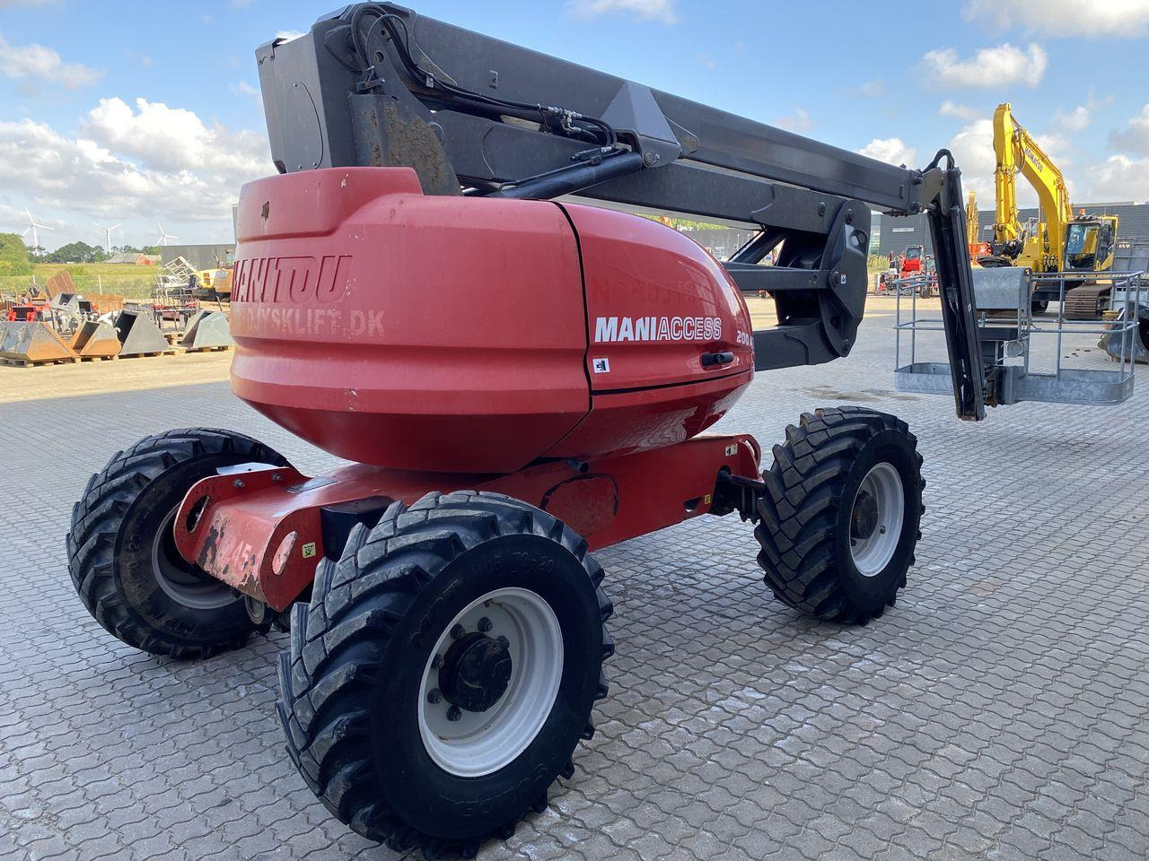 Manitou 200ATJ RC - Krah me çernjerë: foto 4 Manitou 200ATJ RC - Krah me çernjerë: foto 4