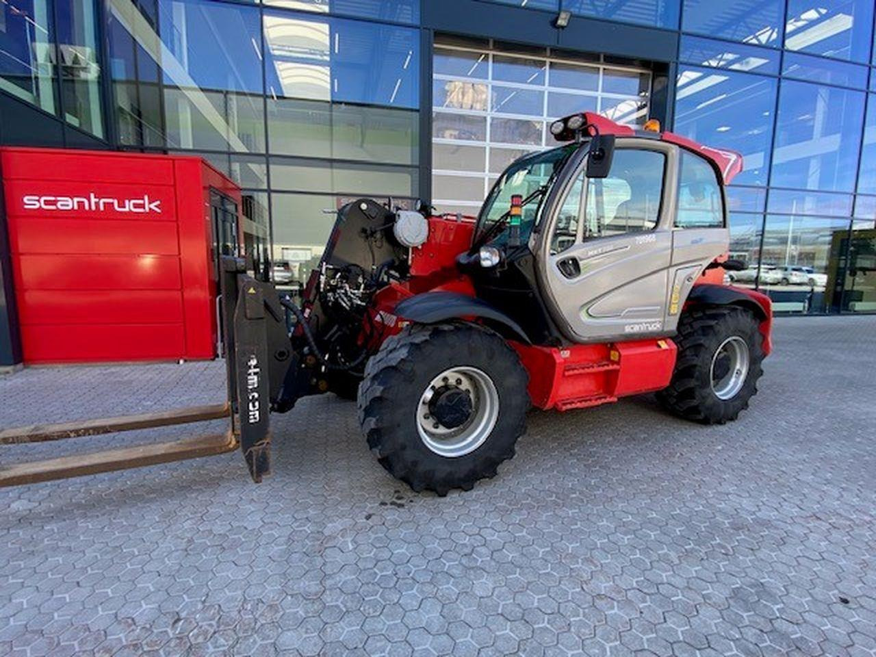 Manitou MHT790 ST4 - Ekskavator teleskopik: foto 1 Manitou MHT790 ST4 - Ekskavator teleskopik: foto 1