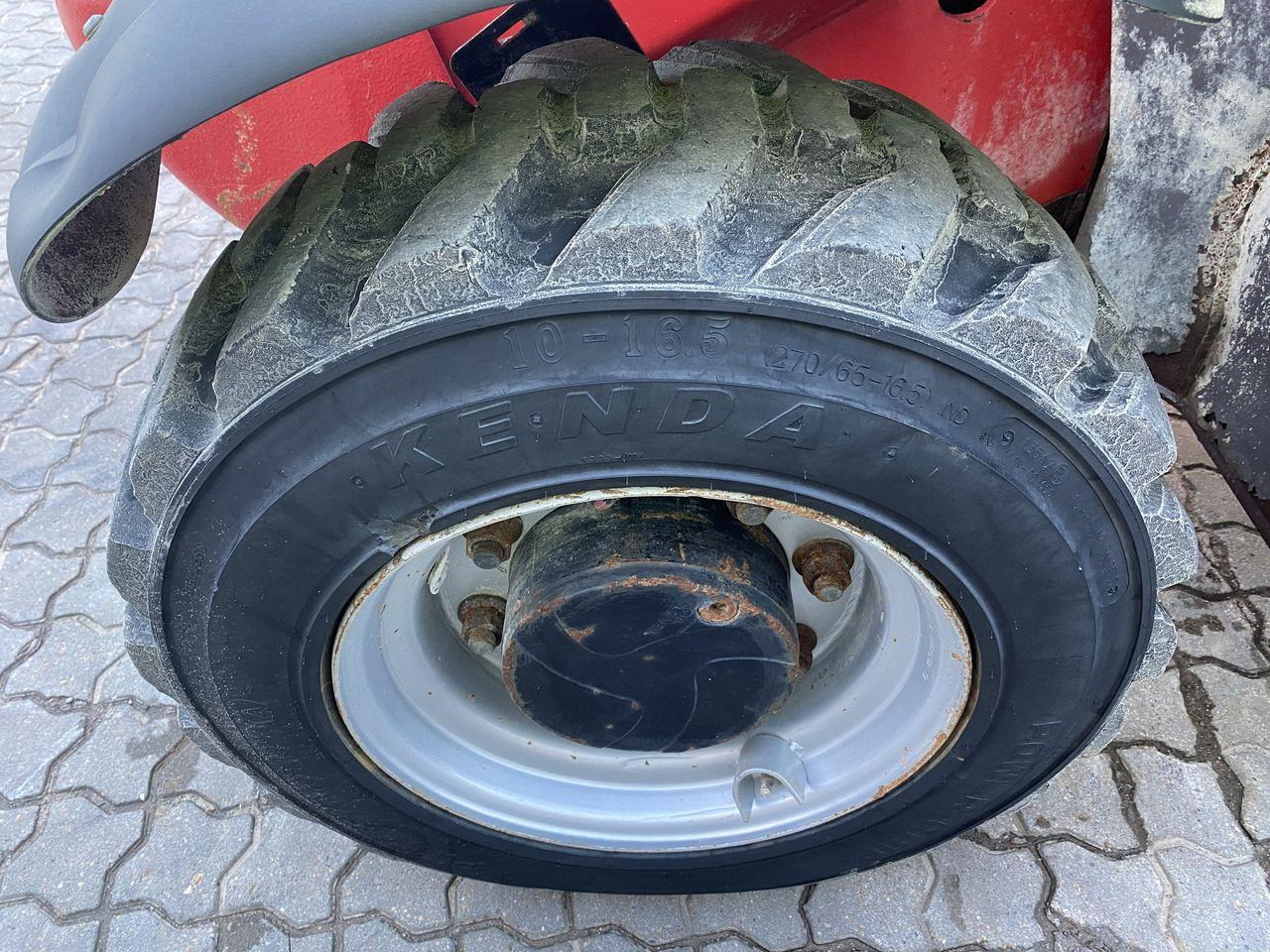 Ekskavator teleskopik Manitou MT625H Comfort: foto 7