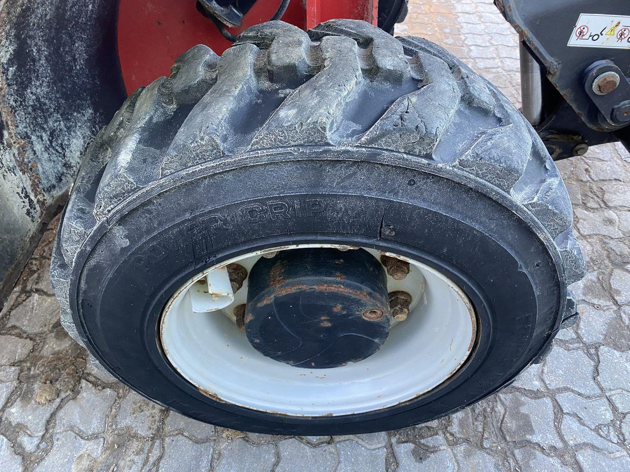 Ekskavator teleskopik Manitou MT625H Comfort: foto 6