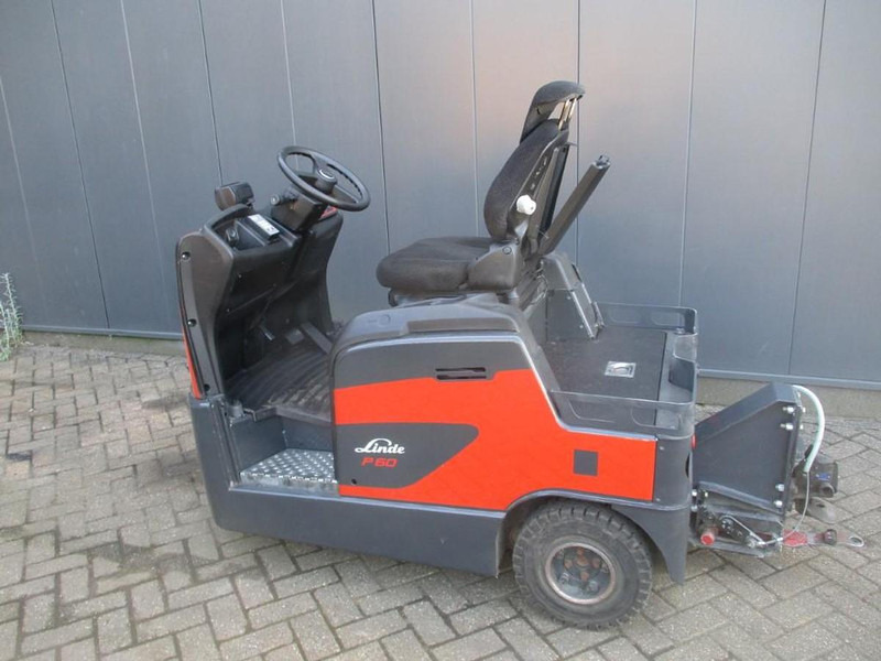 Linde P 60 - Traktor rimorkimi: foto 1 Linde P 60 - Traktor rimorkimi: foto 1