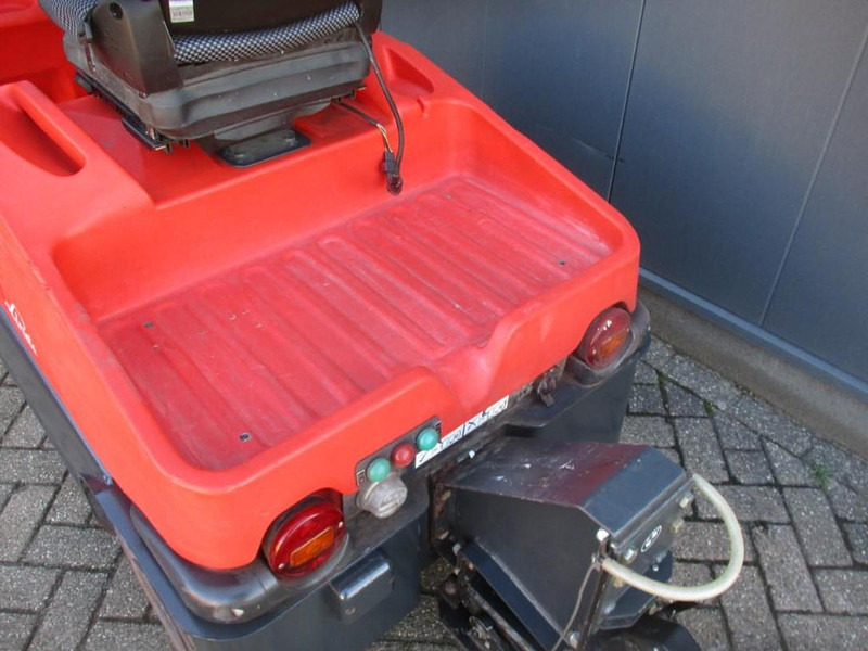 Linde P 60 - Traktor rimorkimi: foto 4 Linde P 60 - Traktor rimorkimi: foto 4