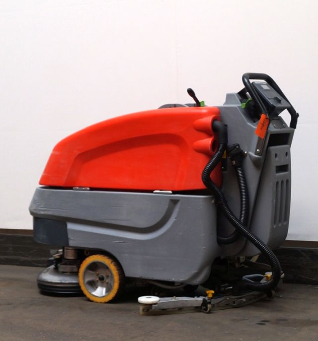 Hako Hakomatic B70 - Makineri larëse-tharëse dyshemeje: foto 2 Hako Hakomatic B70 - Makineri larëse-tharëse dyshemeje: foto 2