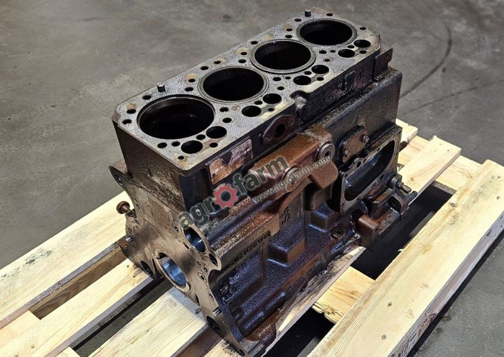 Blok silnika John Deere 6100, 3410, 3310, 3210 - Motori për Kamioni: foto 1 Blok silnika John Deere 6100, 3410, 3310, 3210 - Motori për Kamioni: foto 1