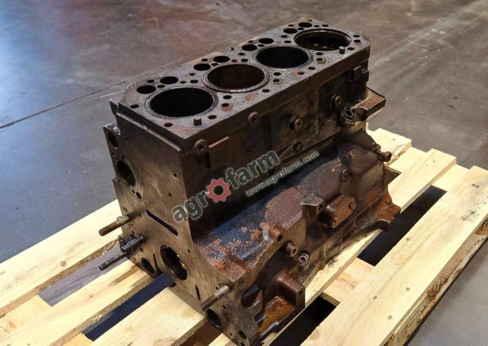 Blok silnika John Deere 6100, 3410, 3310, 3210 - Motori për Kamioni: foto 2 Blok silnika John Deere 6100, 3410, 3310, 3210 - Motori për Kamioni: foto 2