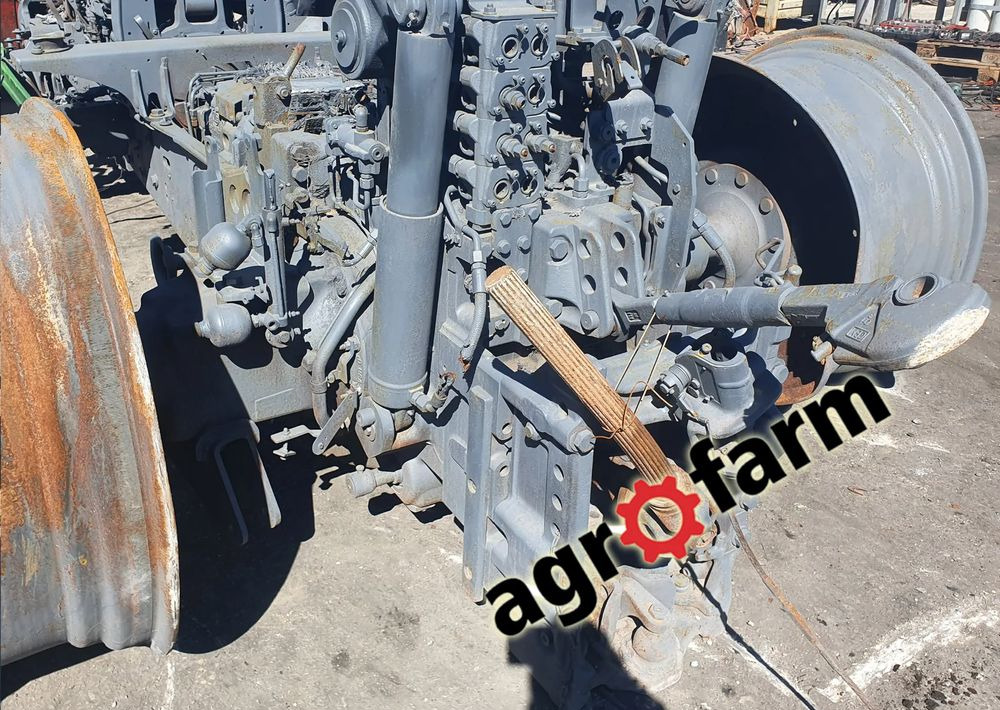 John Deere 6195R 6190 6R most wał blok skrzynia obudowa zwolnica - Kutia e marsheve për Makineri bujqësore: foto 2 John Deere 6195R 6190 6R most wał blok skrzynia obudowa zwolnica - Kutia e marsheve për Makineri bujqësore: foto 2