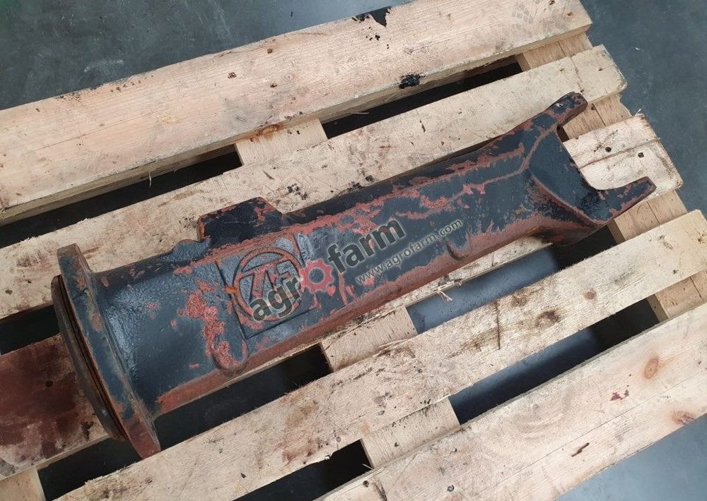 OBUDOWA MOSTU CASE 1056 1256 XL 4472453350 - Transmisioni: foto 1 OBUDOWA MOSTU CASE 1056 1256 XL 4472453350 - Transmisioni: foto 1