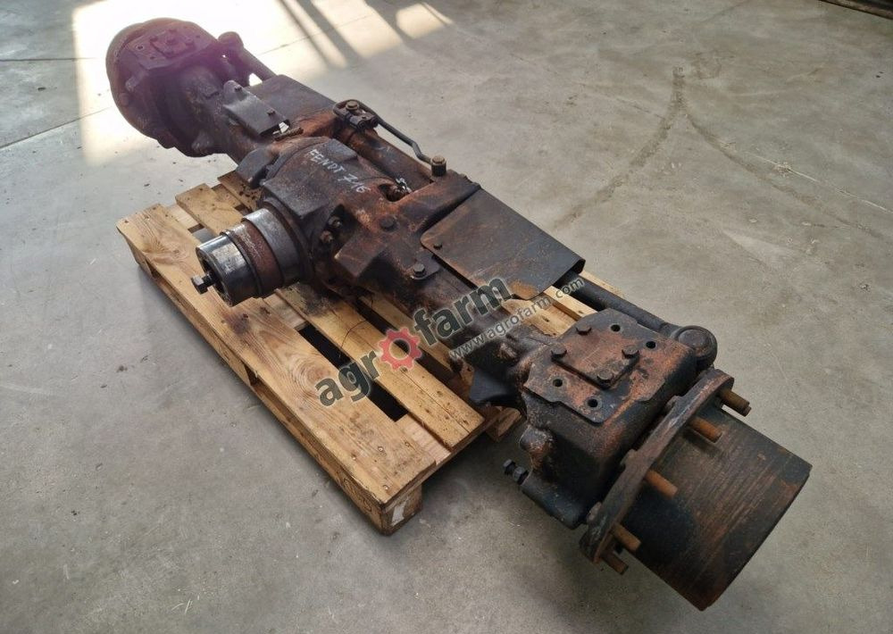 Przedni most Fendt 716 S4 ZF - Transmisioni: foto 1 Przedni most Fendt 716 S4 ZF - Transmisioni: foto 1