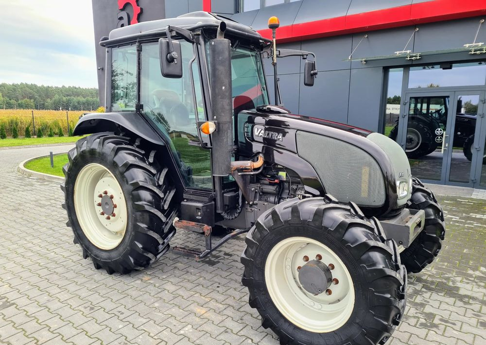 Valtra A93 - Traktor: foto 3 Valtra A93 - Traktor: foto 3
