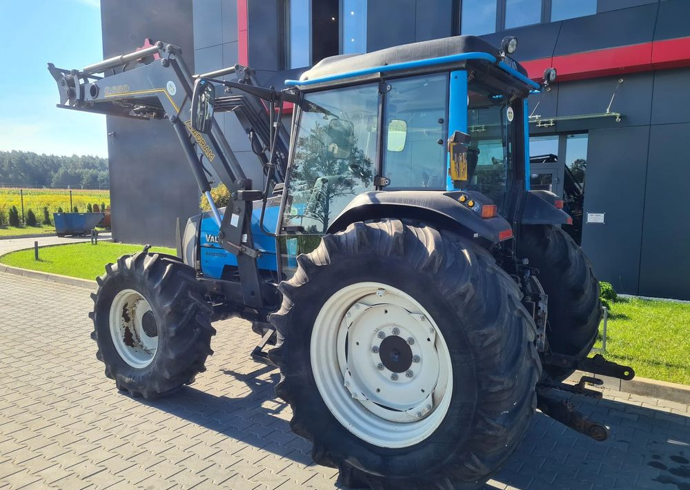 Valtra A95 - Traktor: foto 4 Valtra A95 - Traktor: foto 4