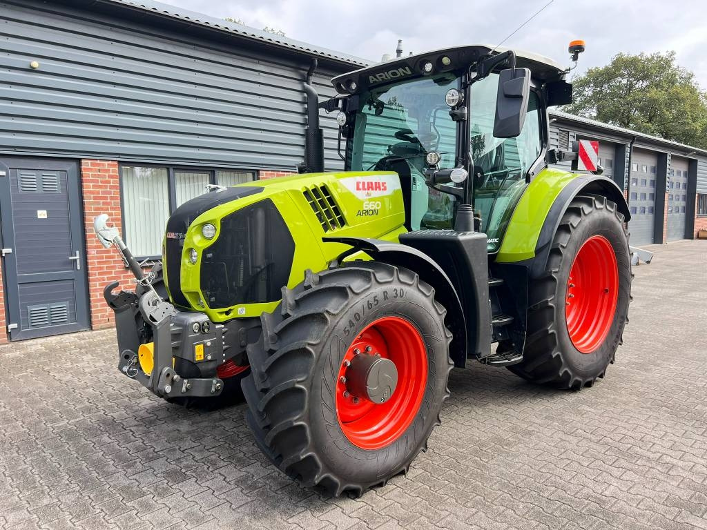 Claas Arion 660 - Traktor: foto 1 Claas Arion 660 - Traktor: foto 1