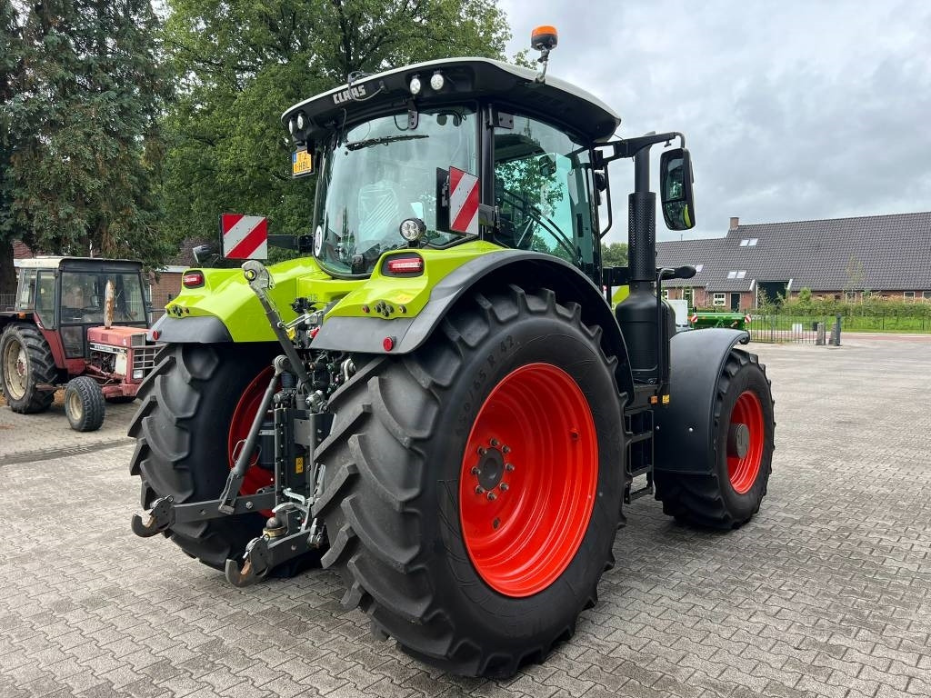 Claas Arion 660 - Traktor: foto 5 Claas Arion 660 - Traktor: foto 5