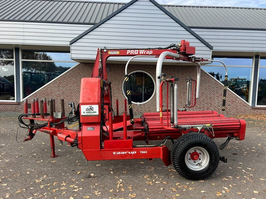 Kverneland Taarup 7664 - Mbështjellëse dengjesh: foto 2 Kverneland Taarup 7664 - Mbështjellëse dengjesh: foto 2