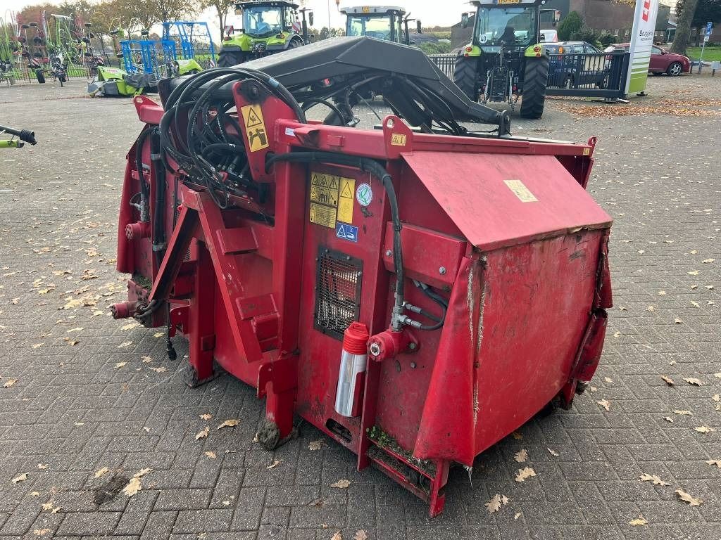 Trioliet Silobuster - Vagon për përzierjen e foragjereve: foto 3 Trioliet Silobuster - Vagon për përzierjen e foragjereve: foto 3