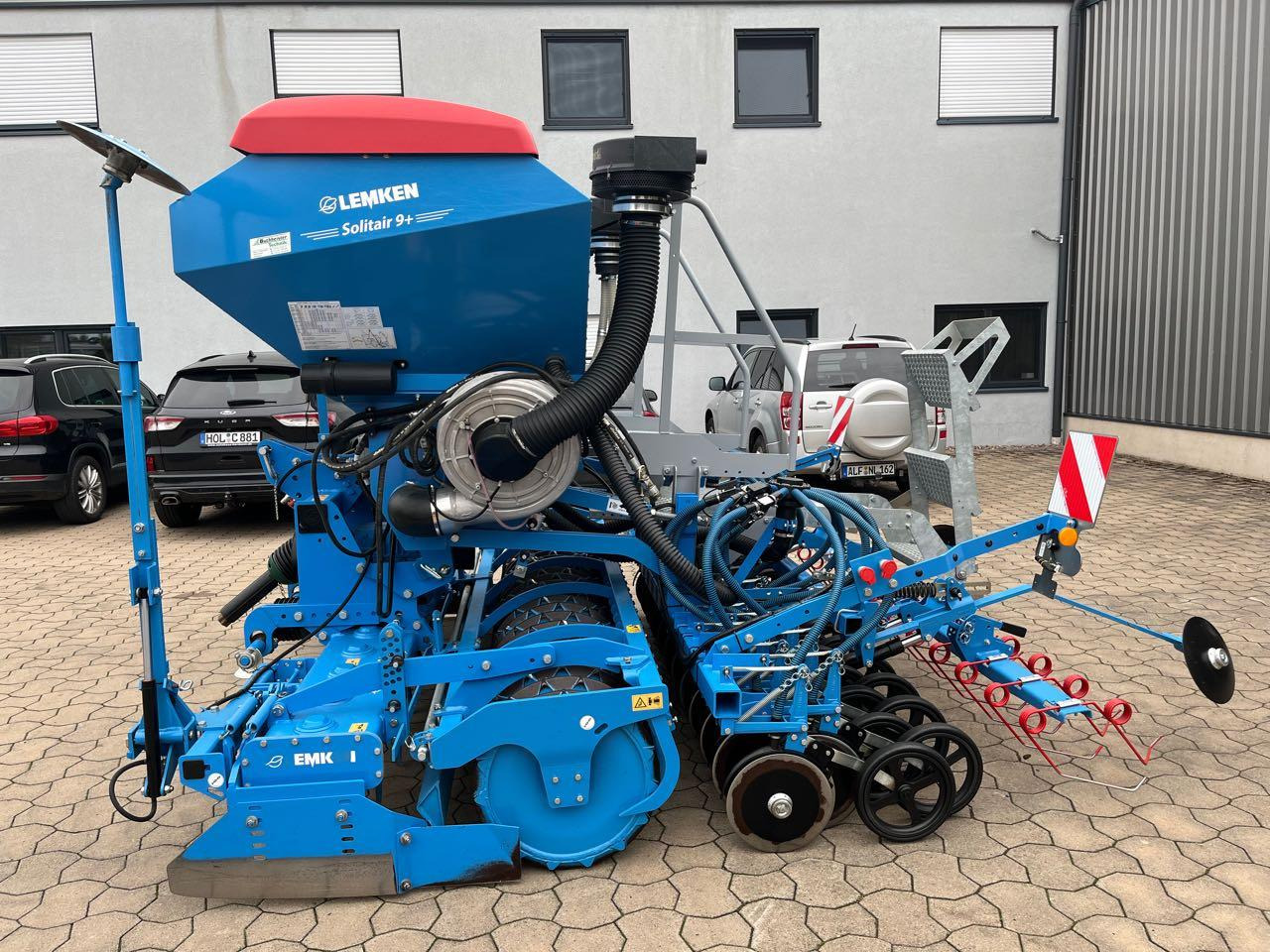 Lemken Zirkon 12 / Solitär 9-300 - Mbjellëse e kombinuar në radhë: foto 5 Lemken Zirkon 12 / Solitär 9-300 - Mbjellëse e kombinuar në radhë: foto 5