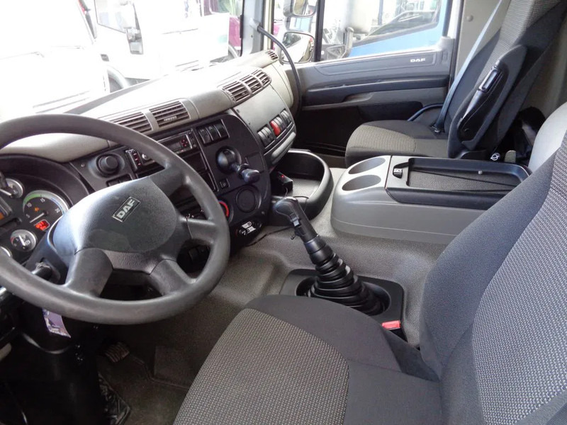 DAF CF 85.460 + Euro 5 + JKB Kennis Type 20.000 Crane + Pto + Stone transport - Kamion me karroceri të hapur, Kamion me vinç: foto 4 DAF CF 85.460 + Euro 5 + JKB Kennis Type 20.000 Crane + Pto + Stone transport - Kamion me karroceri të hapur, Kamion me vinç: foto 4