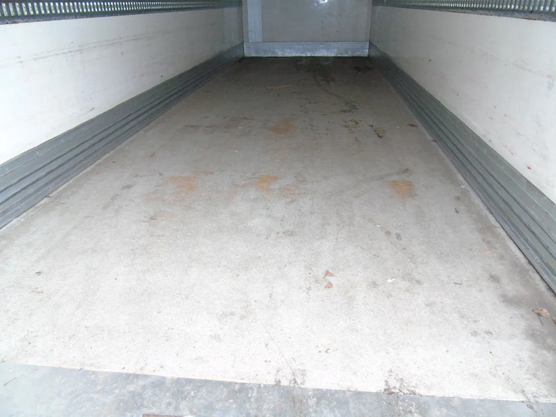 DAF LF 220 + CARRIER SUPRA 850 + 16T + EURO 6 - Kamion frigorifer: foto 5 DAF LF 220 + CARRIER SUPRA 850 + 16T + EURO 6 - Kamion frigorifer: foto 5