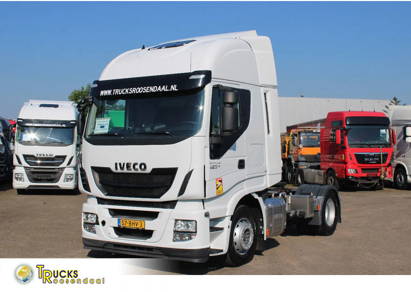 Iveco Stralis 420 + EURO 6 - Gjysmë-kamion: foto 1 Iveco Stralis 420 + EURO 6 - Gjysmë-kamion: foto 1