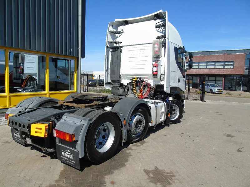 Iveco Stralis 480 + 6X2 + EURO 6 - Gjysmë-kamion: foto 3 Iveco Stralis 480 + 6X2 + EURO 6 - Gjysmë-kamion: foto 3