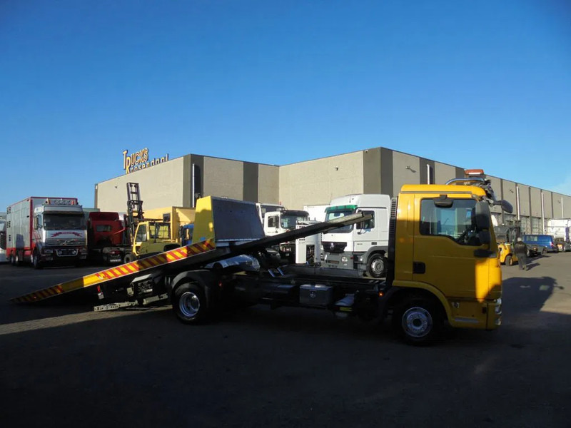 MAN TGL 12.220 + manual + full option+ BRIL + WINCH + Discounted from 42.950,- - Autotransportues: foto 3 MAN TGL 12.220 + manual + full option+ BRIL + WINCH + Discounted from 42.950,- - Autotransportues: foto 3