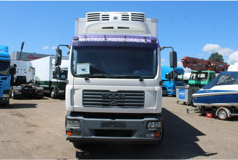 MAN TGM 18.280 + EURO 4 + LIFT + 18T - Kamion frigorifer: foto 3 MAN TGM 18.280 + EURO 4 + LIFT + 18T - Kamion frigorifer: foto 3