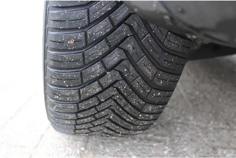 SUV Nissan QASHQAI 2.0 AUTOMATIC / CAMERA: foto 15