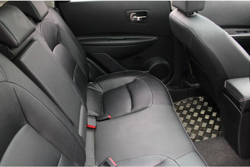 SUV Nissan QASHQAI 2.0 AUTOMATIC / CAMERA: foto 18