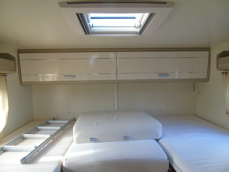 PLA H380 + FULL OPTION - Kamper gjysmë i integruar: foto 4 PLA H380 + FULL OPTION - Kamper gjysmë i integruar: foto 4